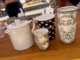 Schönes Tee-/Kaffeeservice | Teekanne + 6 Tassen