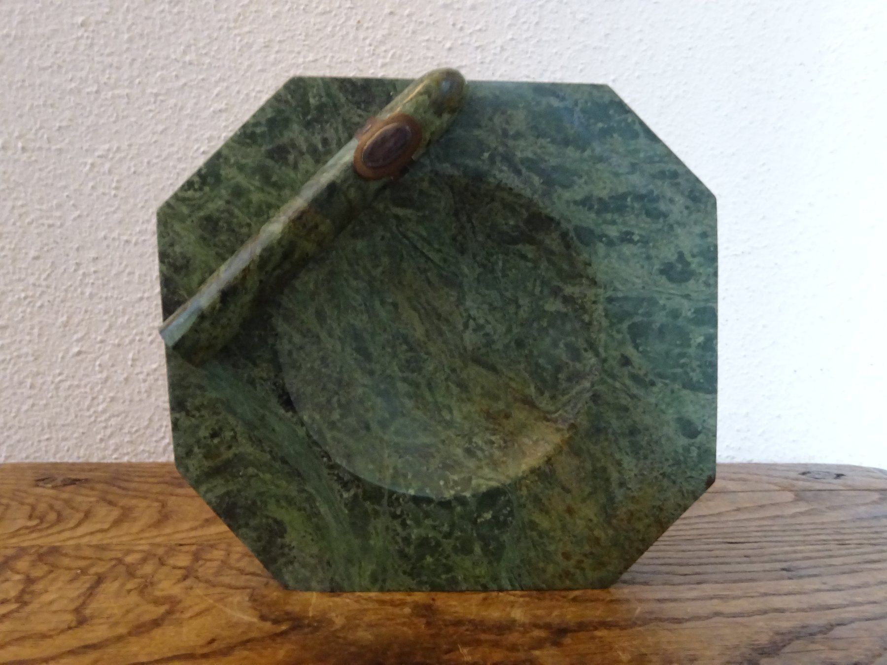 Portacenere: Aschenbecher Skulptur / Schweizer Jade? – Usato da Esslingen venduto da eintagammeer 5
