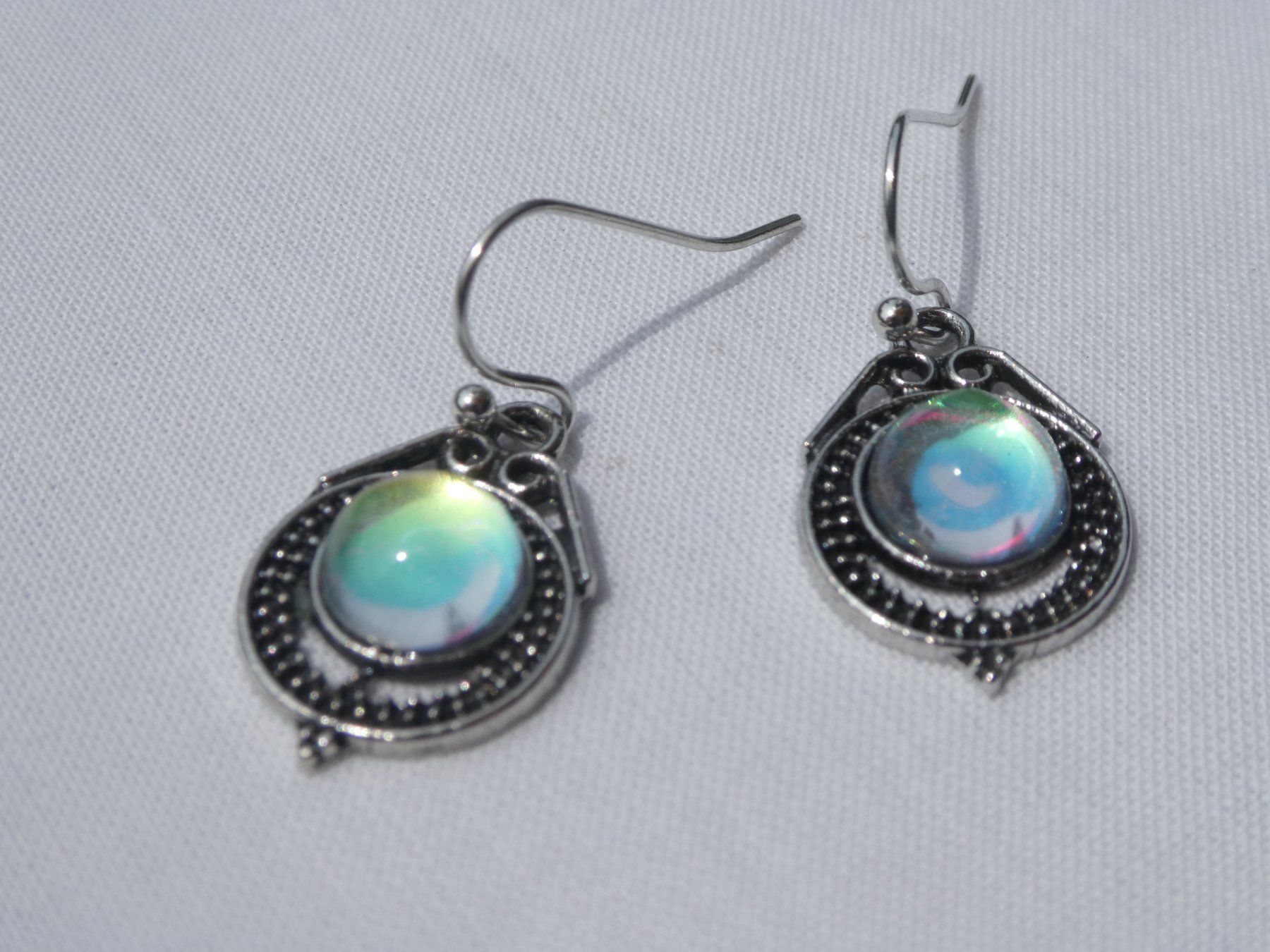 Boucles d'oreille: Retro Ohrhänger mit Resin-Kern, Modeschmuck /NEU – Neuf (Voir description) à Gattikon par kaandooh
