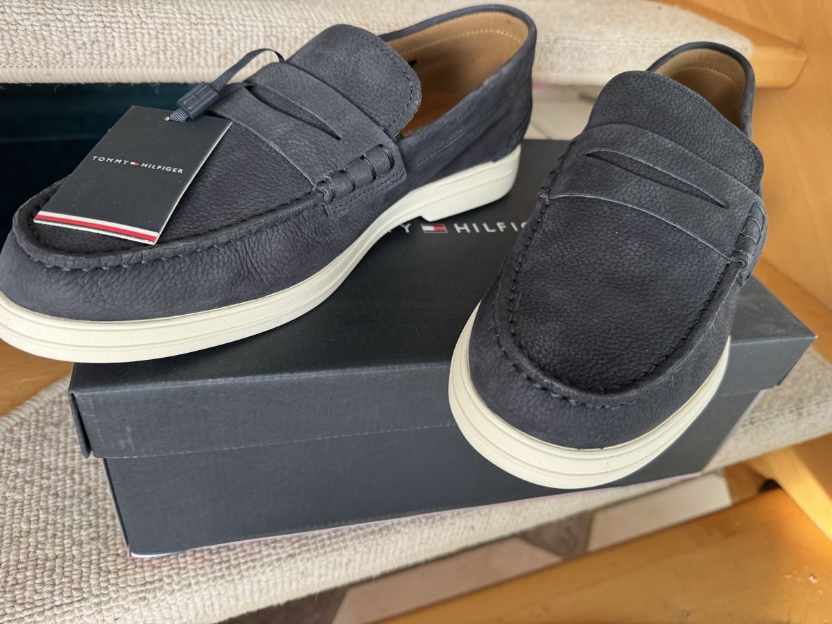 Herrenschuhe: Tommy Hilfiger size 44 New – Neu und originalverpackt aus Blonay von art_7f87 8