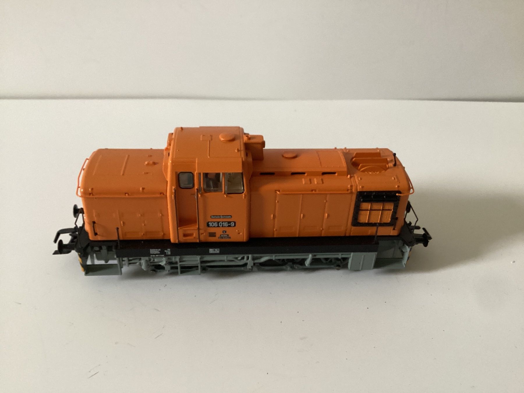 Roco Modelleisenbahnen: Roco 70265 DR 106 016-9 H0 1:87 – Gebraucht aus Effretikon von simtek_de 2