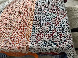 GROSES TUCH HAND GEMACHT AUS FRIVOLITÉ 245x270 CM BETTDECKE