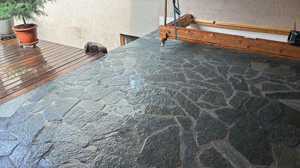 Revêtements de sol: Bodenplatten Naturstein grau ca 5 Paletteware – Neuf (Voir description) à Zeglingen par Brennholz83 2