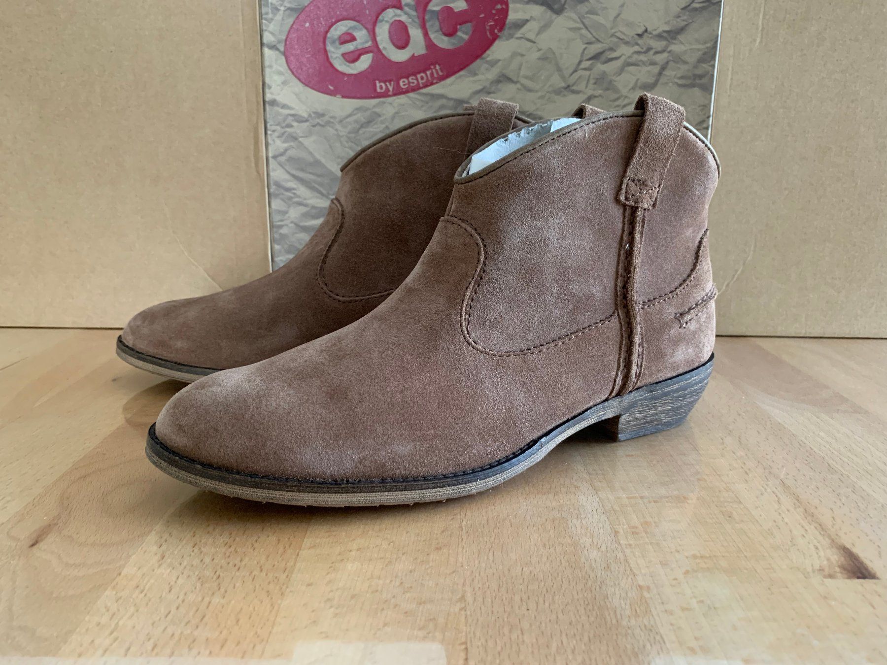 Scarpe da donna: Stiefeletten  edc by Esprit Gr. 39 – Nuovo e nell'imballaggio originale da Wetzikon ZH venduto da EvisStore