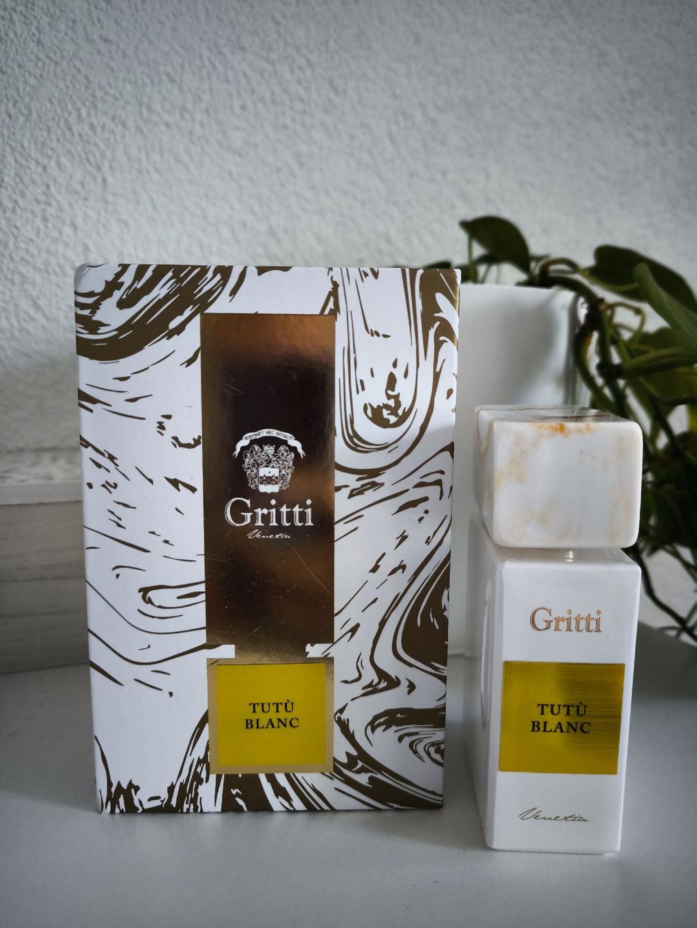 Profumi & Eau de Toilette: Gritti Tutu blanc 100 ml EDP  – Usato da Rickenbach-Sulz venduto da Krisztike 1