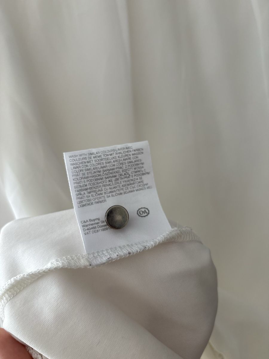 C&A Blusen: Elegante Tunika Bluse, weiss, Grösse 36 S – Gebraucht aus Basel von mic_5258 6