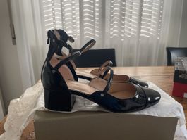 Scarpe Zara nere vernice cinturino tg 39 nuovo