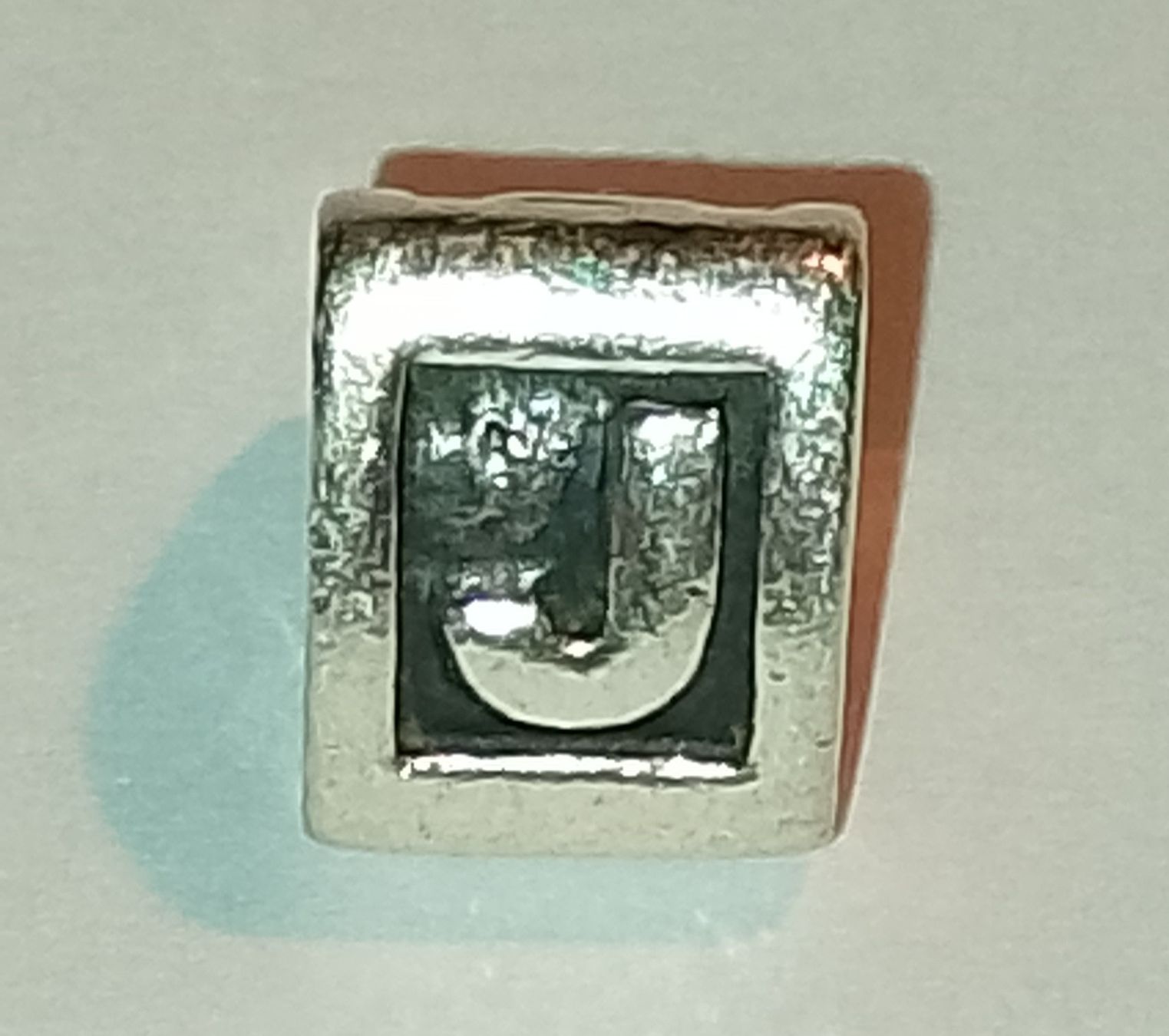 Pandora Ciondoli: Pandora Charm Buchstabe J  – Usato da Therwil venduto da col_m6rx
