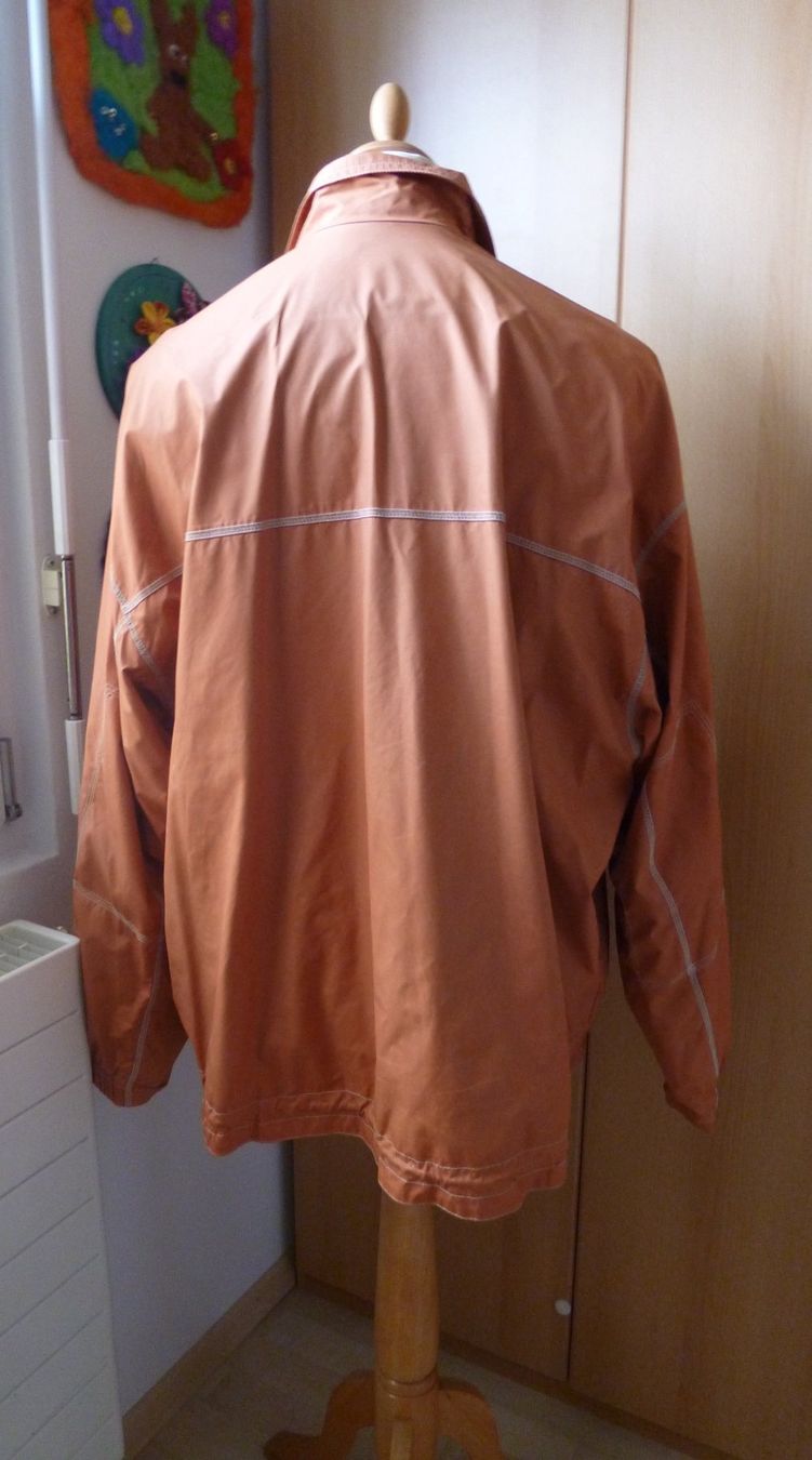 Quiksilver Giacche: VINTAGE Quiksilver Regenjacke orange Jacke Gr. L – Usato da Dättlikon venduto da Mamakuga 3