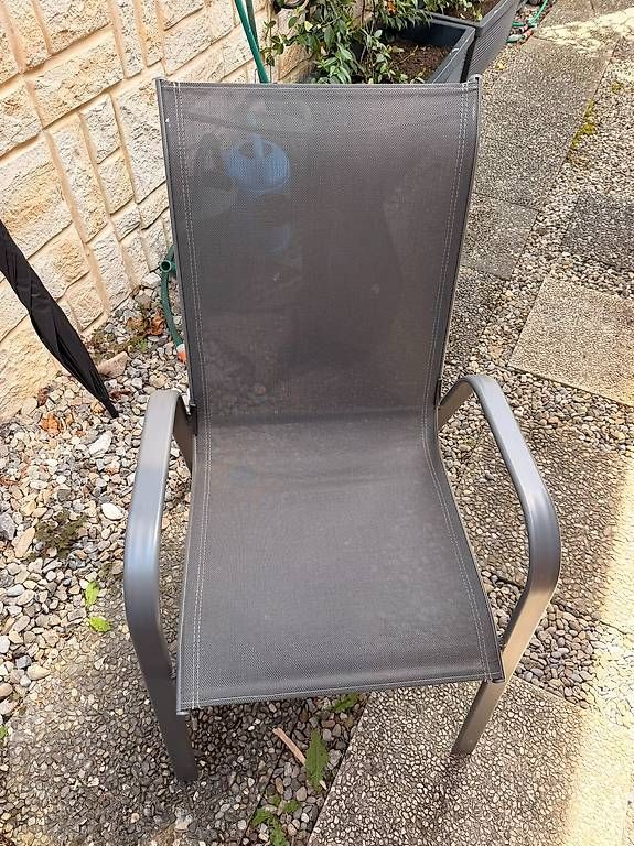 Chaises: Gartenstühle – D'occasion à Hinterkappelen par luaegsch