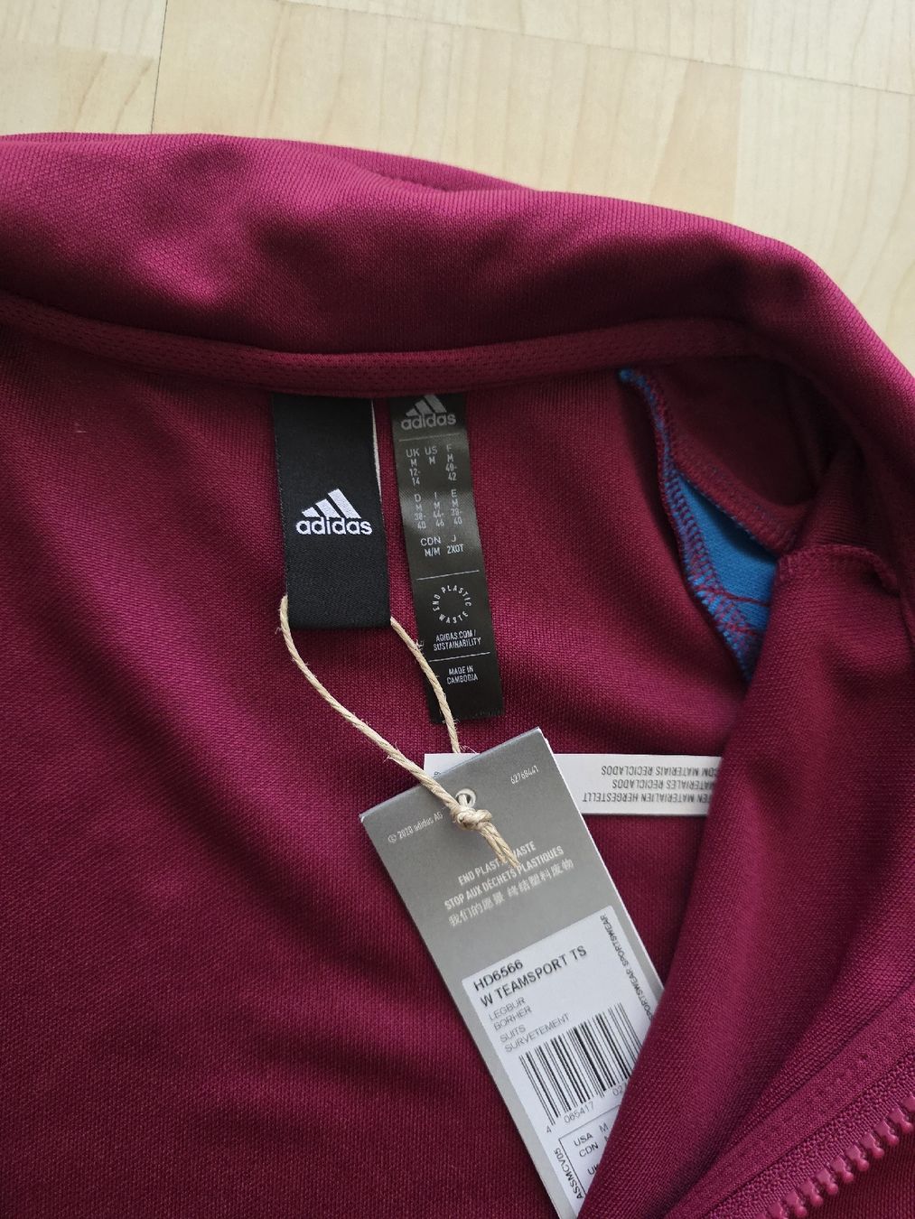 Adidas Completi & Tailleur: Dress – Nuovo (secondo la descrizione) da Buchs AG venduto da tac_zz5h 1