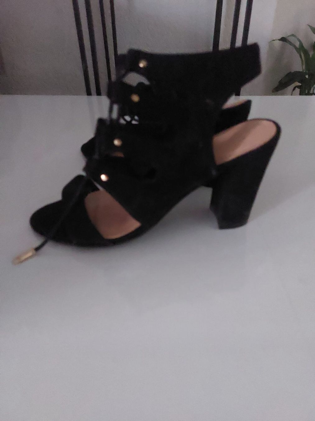 Scarpe da donna: sandales à talon avec brides - Taille 38 – Usato da Oberburg venduto da Ines2019 1