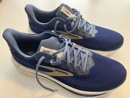 Brooks Ghost 17 taille 45  comme neuves  80CHF