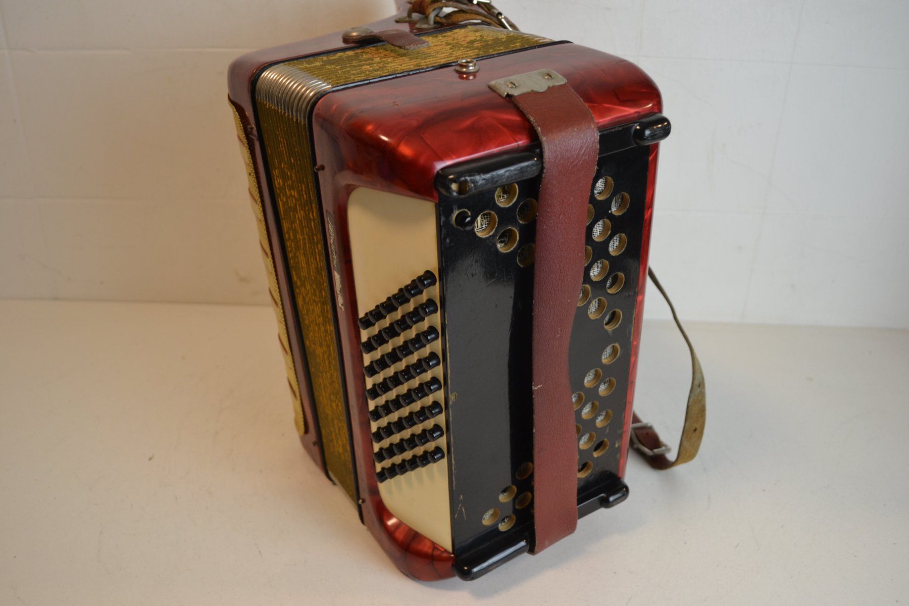 Hohner Strumenti musicali: Akkordeon chromatisch Hohner Concerto I – Usato da Zürich venduto da Brockito 8