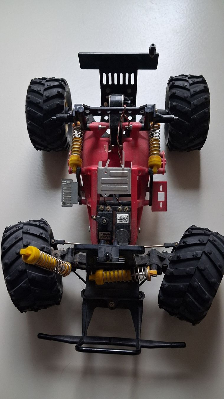 Tamiya Modellautos: Tamiya vintage Beetle Chassis – Defekt aus Münsingen von mustang1975