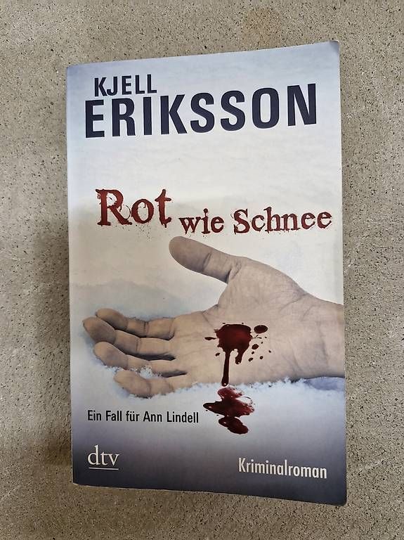 Bücher: Rot wie Schnee – Gebraucht aus Malters von marmot85