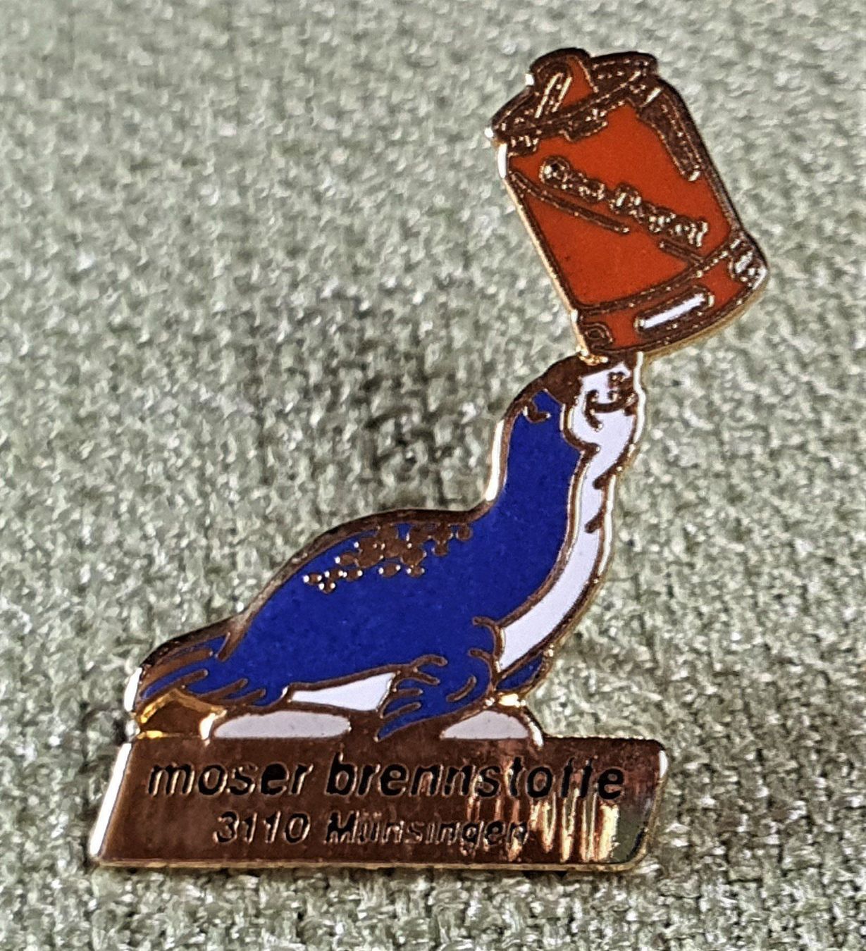 Plaketten & Abzeichen: E538 - Pin Moser Brennstoffe Münsingen – Gebraucht aus Reinach BL von Boston-Verkauf