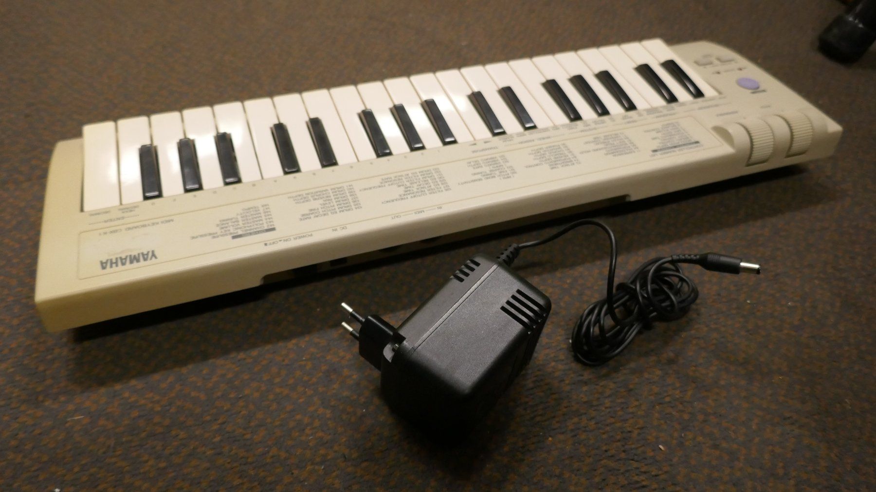 Yamaha Strumenti musicali: Yamaha CBX-K1 Midi Keyboard – Usato da Wenslingen venduto da FairlightCMI 5