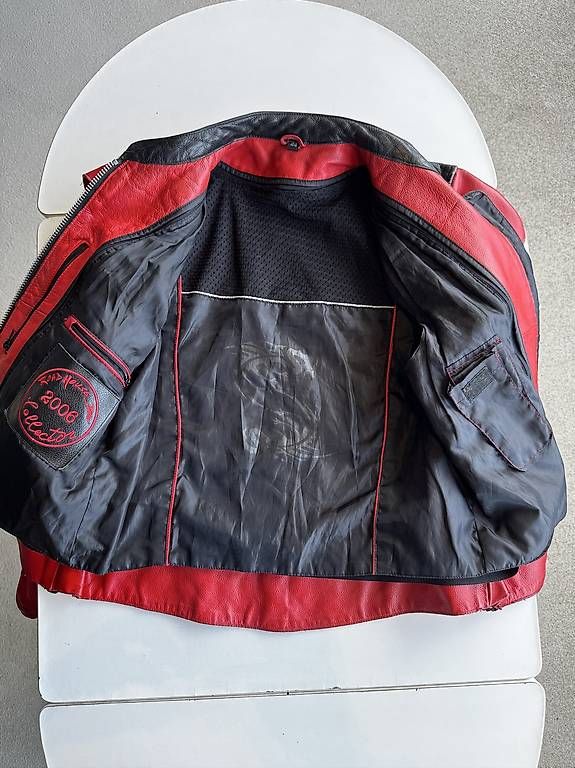 Giacche: Blouson moto en cuir – Usato da Bellevue venduto da belakali 1