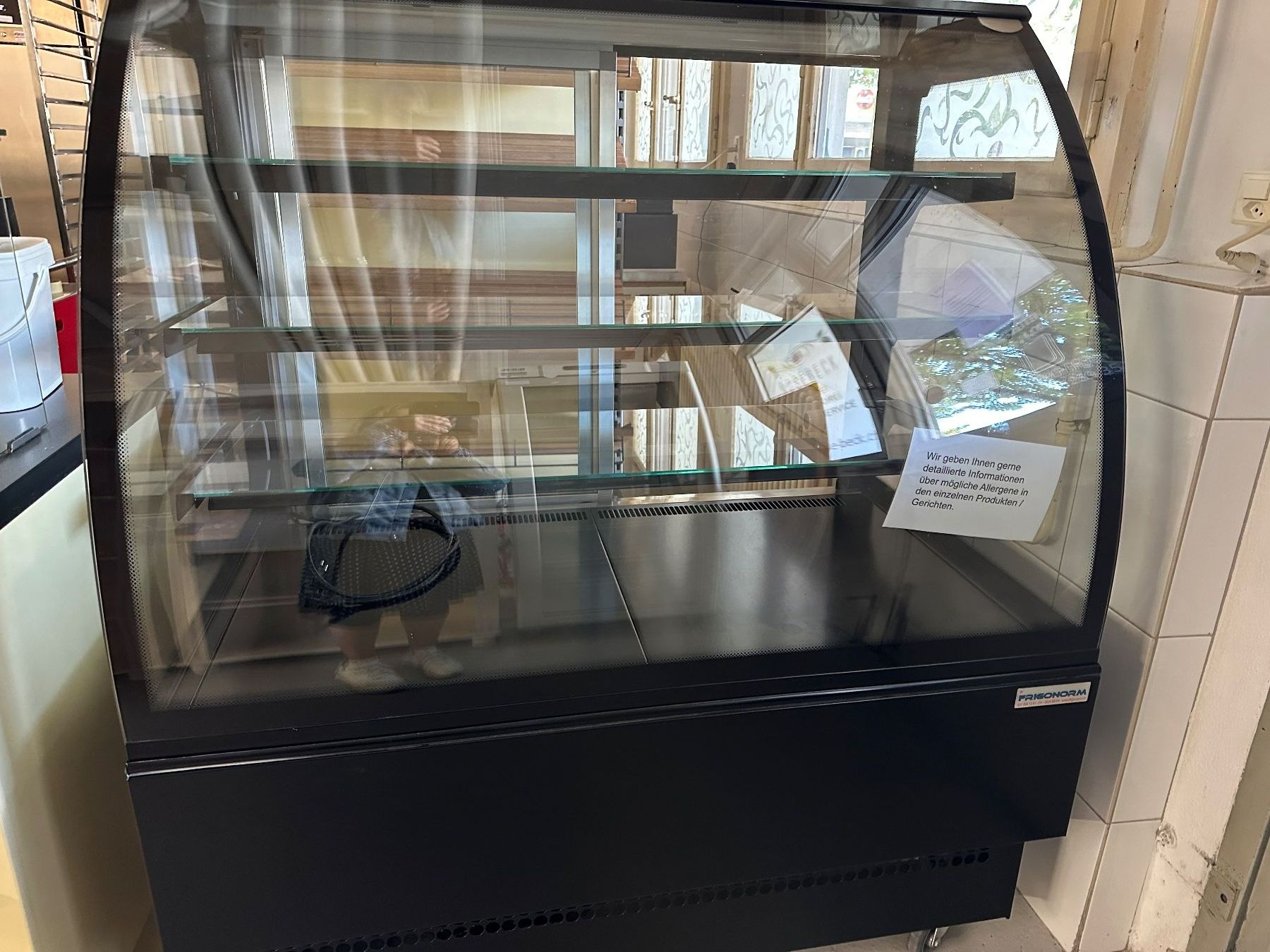 Allestimento di negozi e stand fieristici: Kühltheke – Usato da Münsingen venduto da Rosebeck 3