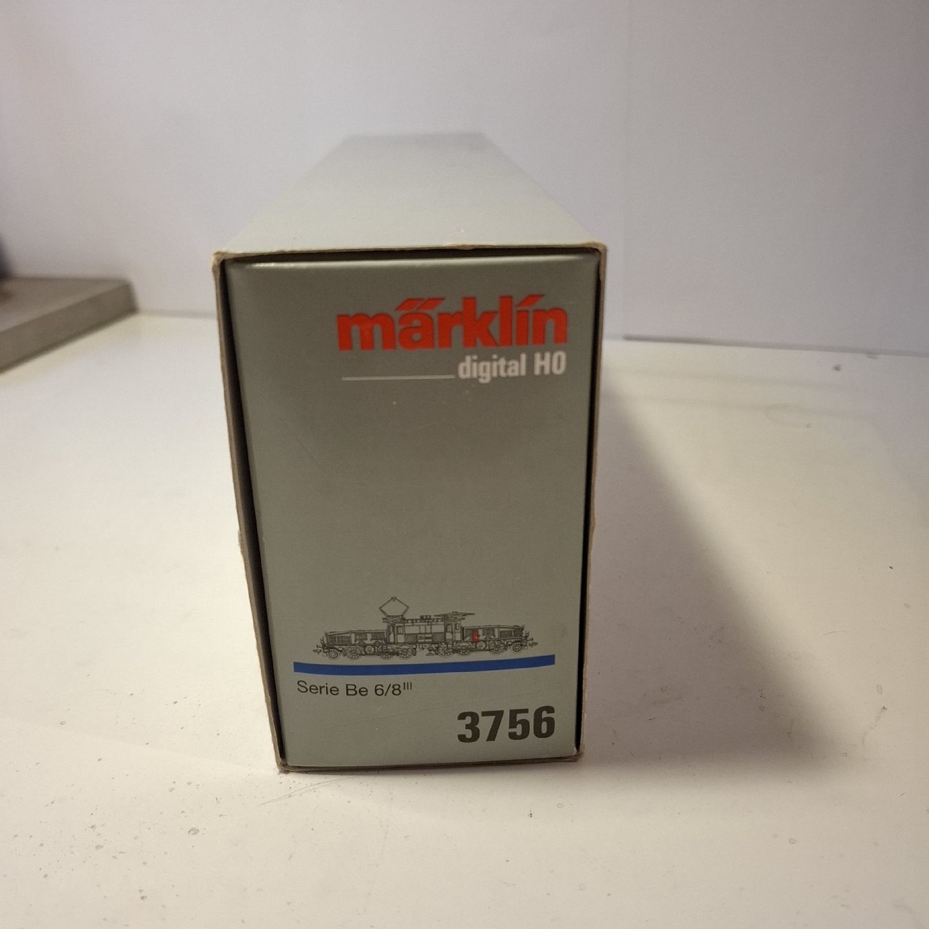 Märklin Modellini di ferrovie: Märklin Krokodil 13305 – Usato da Sargans venduto da Pfiffii 2