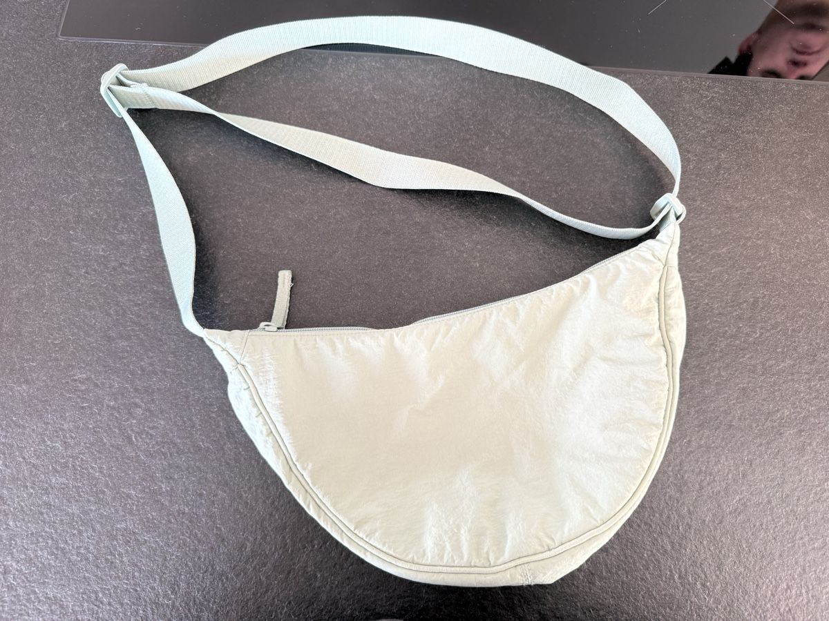 Uniqlo Borse: Tasche hellgrün Umhängetasche – Nuovo (secondo la descrizione) da Riken AG venduto da liiis_