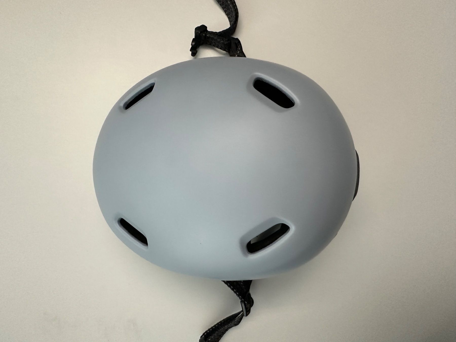 Helme: GIRO Velohelm hellblau – Neu (gemäss Beschreibung) aus Richterswil von Aep