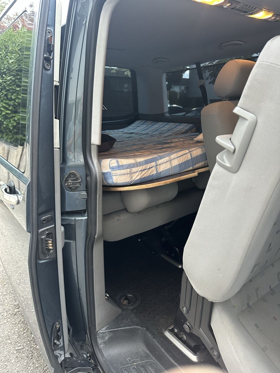 VW Autos: Vw t5 long version caravelle – D'occasion à Biel/Bienne par Sevengroup 5