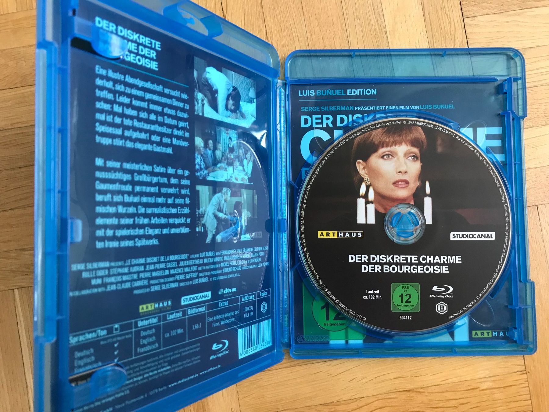 Tutti i DVDs: Der diskrete Charme der Bourgeoisie - Blu-ray – Nuovo (secondo la descrizione) da Zürich venduto da Malcom 1