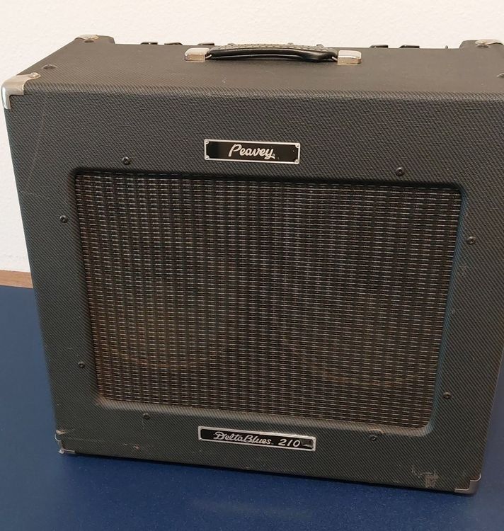 Peavey Amplificatori: Peavey Delta Blues 210 USA mit Alnico Speakers – Usato da Fehraltorf venduto da danfoo123