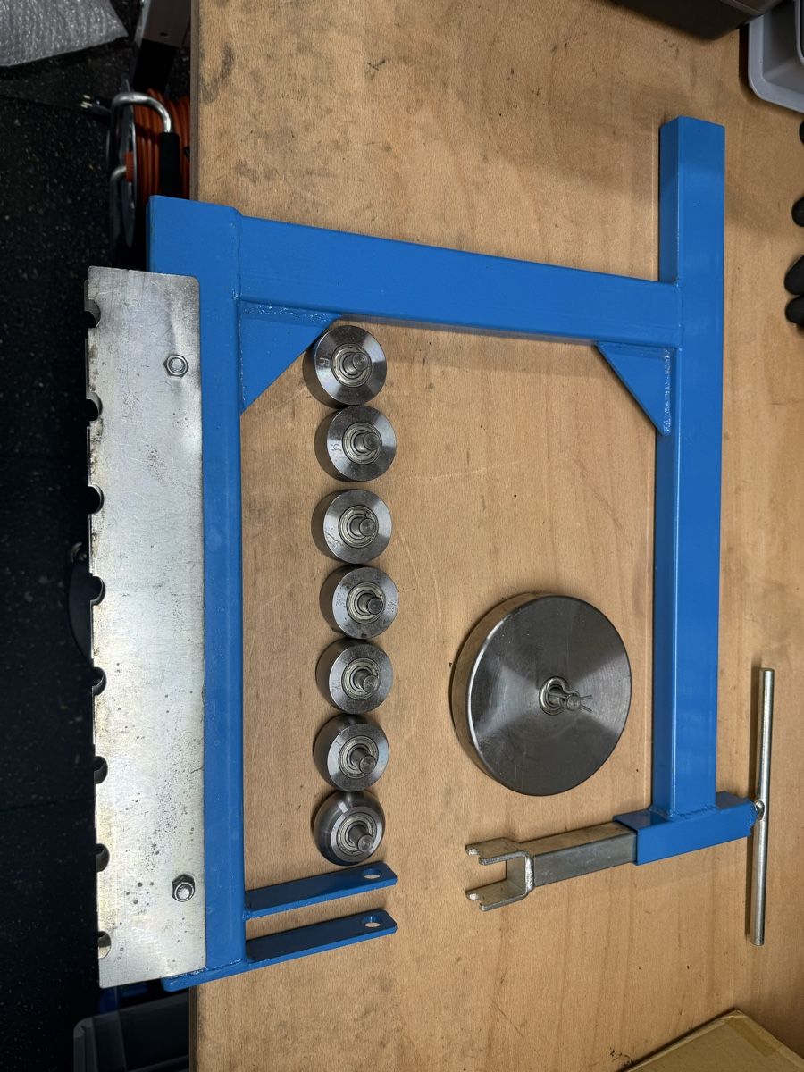 Tutti gli attrezzi: Wiltec XPOtool Rollenstreckmaschine mit 6 Walzen – Usato da Buttikon SZ venduto da idmechanics 3