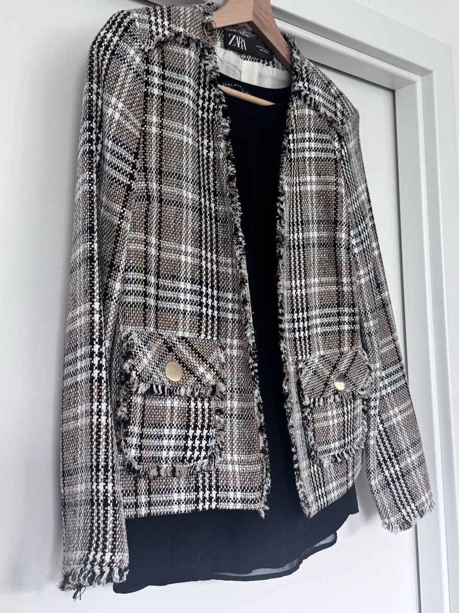 Zara Giacche: Zara Bouclé Blazer XS – Usato da Hergiswil NW venduto da Shintana 3