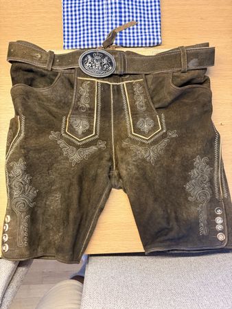 Lederhose mit Träger und Hemd Karo Grösse M 50