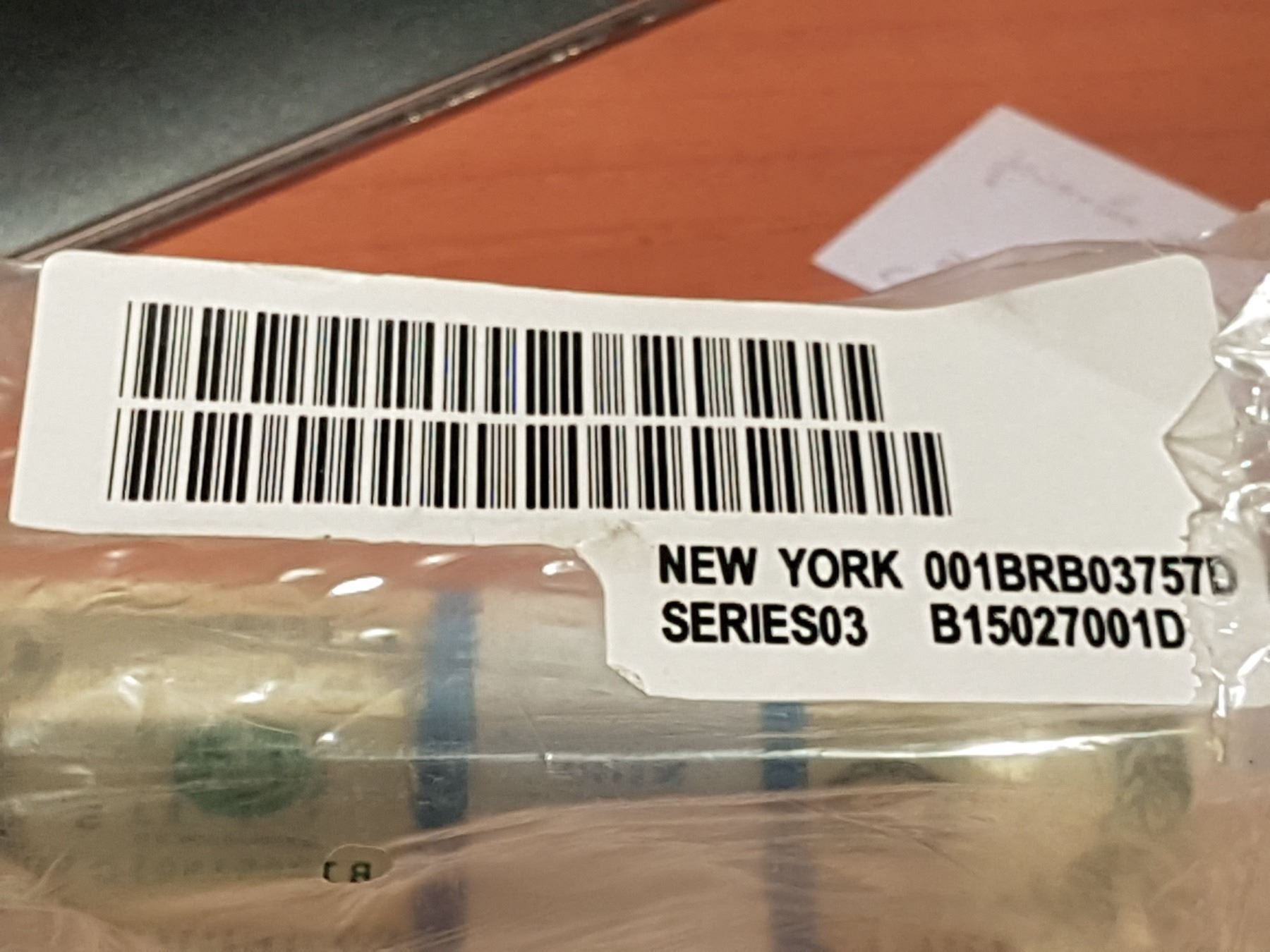 Banconote: Note 1 USD 2003 - ganz neu, kassenfrisch – Nuovo e nell'imballaggio originale da Bure venduto da chap981 3