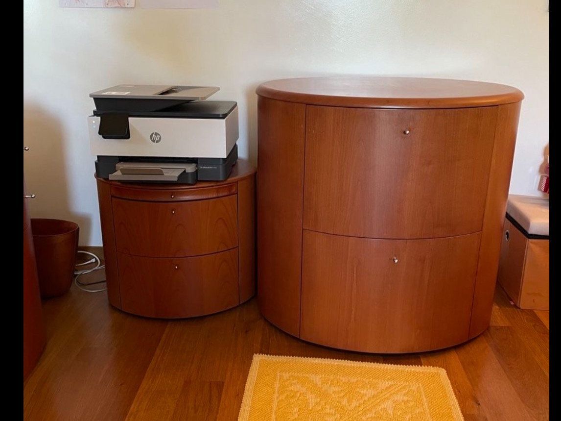 Scrivanie: Bureau - 3 Commodes -Table - Merisier -Milano1995-Sur Mesure – Usato da Corseaux venduto da Cobea 1