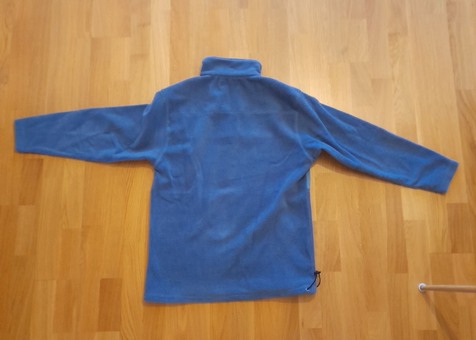Pullover & Sweatshirts: Fleece sweatshirt / AT / Retro 1990-2000 – Gebraucht aus Yverdon-les-Bains von flo_dp9c 1
