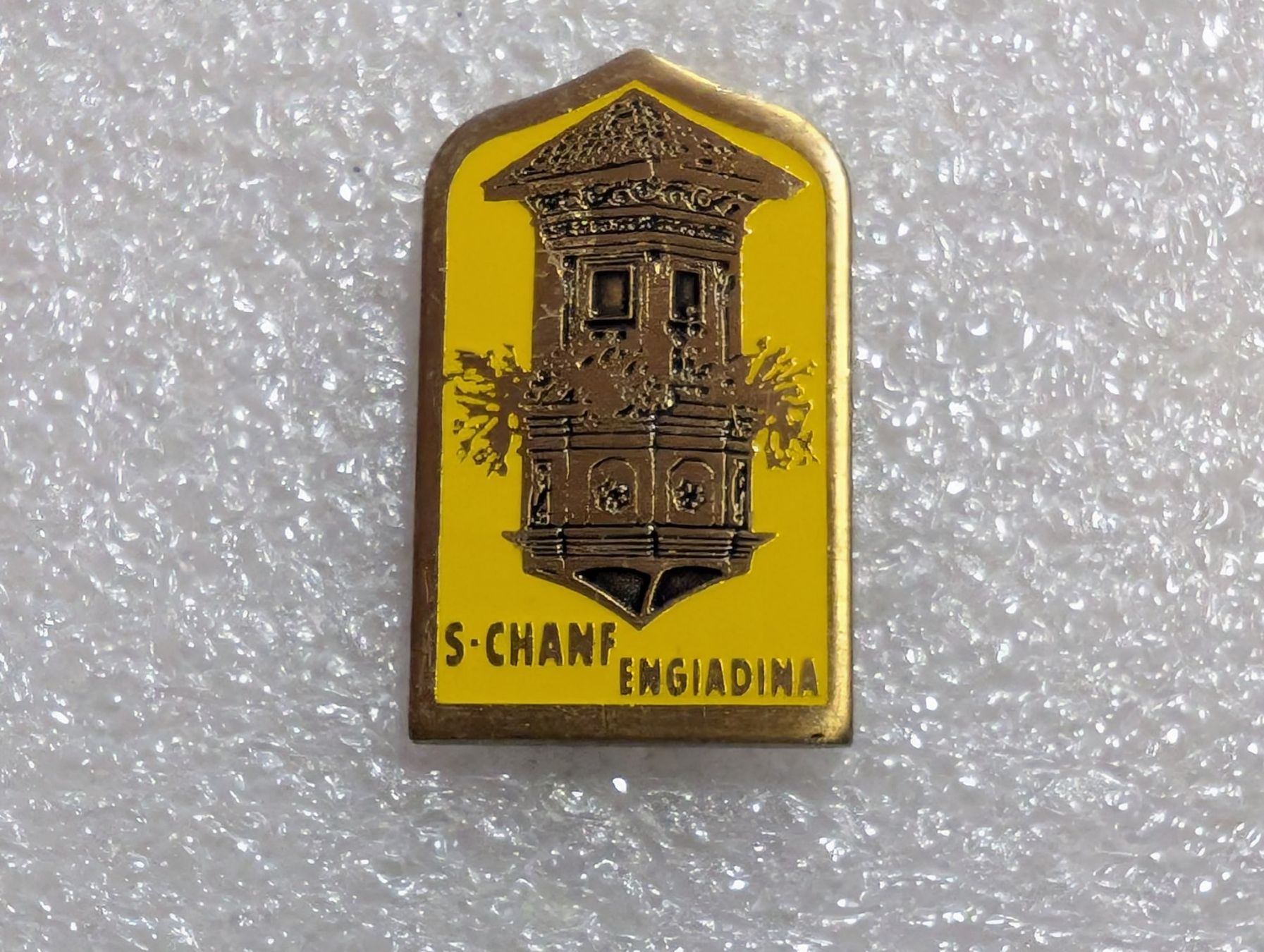 Placchette & Badge: Ansteckpin 290: S Chanf – Usato da Oppligen venduto da Pin-Fall-Shop