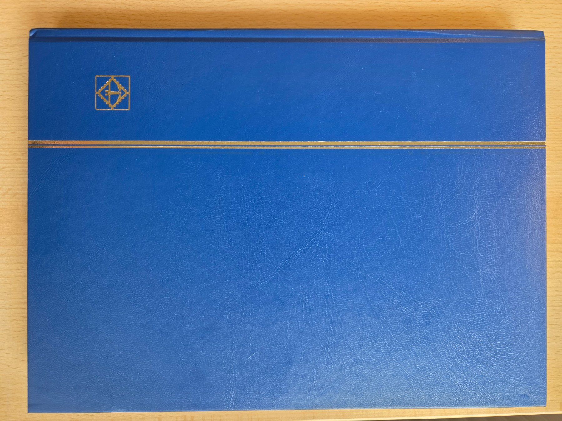 Album: Briefmarkenalbum 30 Seiten – Usato da Köniz venduto da Briefmarken_Frau