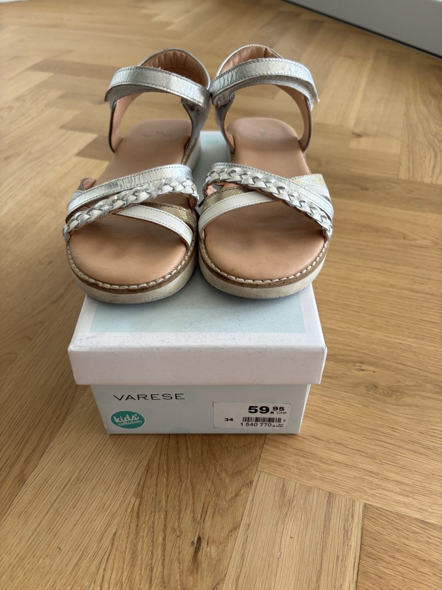 Scarpe per ragazze: Sandale von Varese, Grösse 34 – Usato da Wohlen AG venduto da Michi761