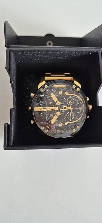 Stylische Diesel Herrenuhr Big Bang Chronograph Gold 4
