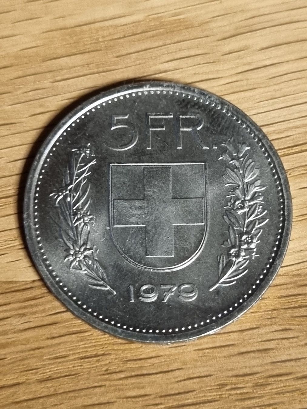 Tutti le monete: 5 Franken 1979 - tolles Stück – Usato da Mels venduto da Goldenfalcon