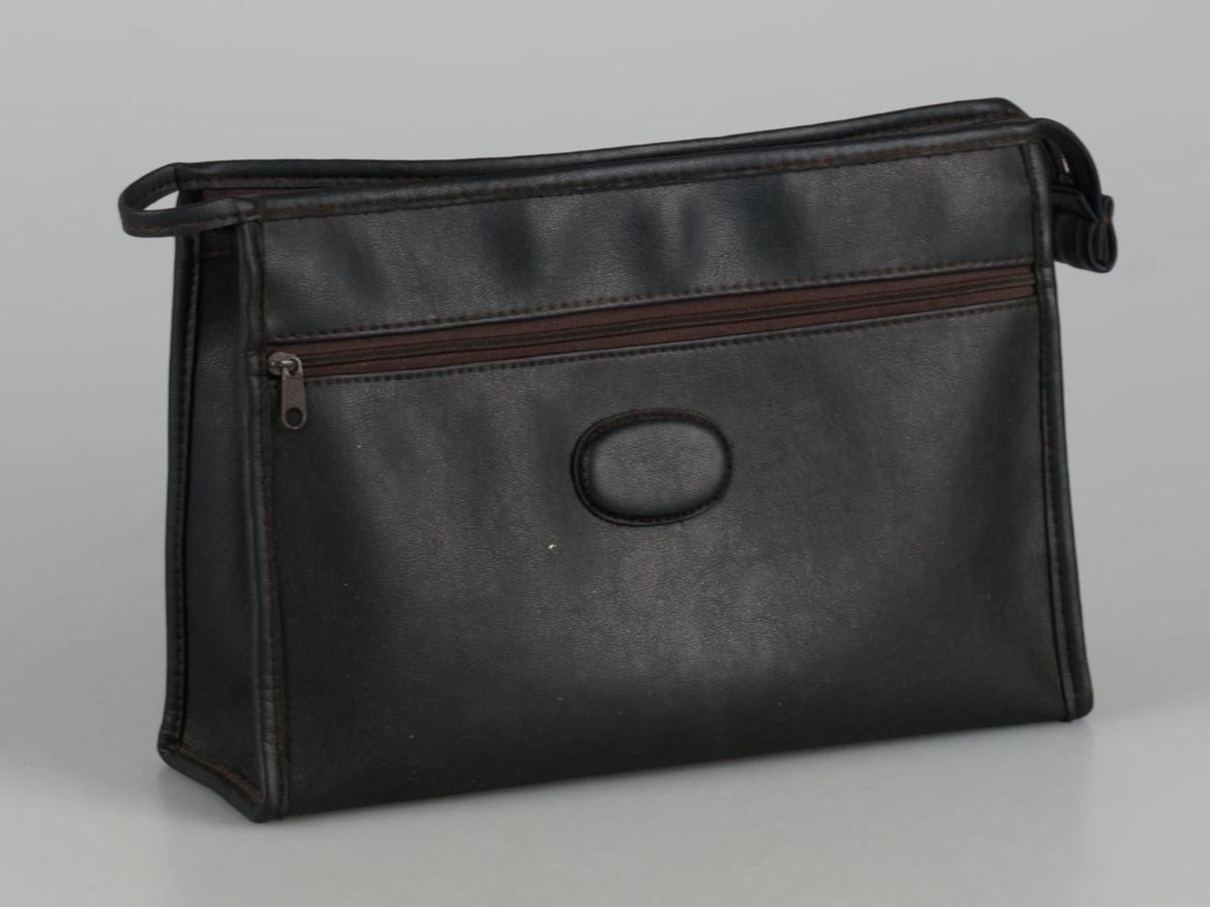 Portagioie: Schwarze Kosmetiktasche – Usato da Rüti ZH venduto da Restwert_Rueti_ZH