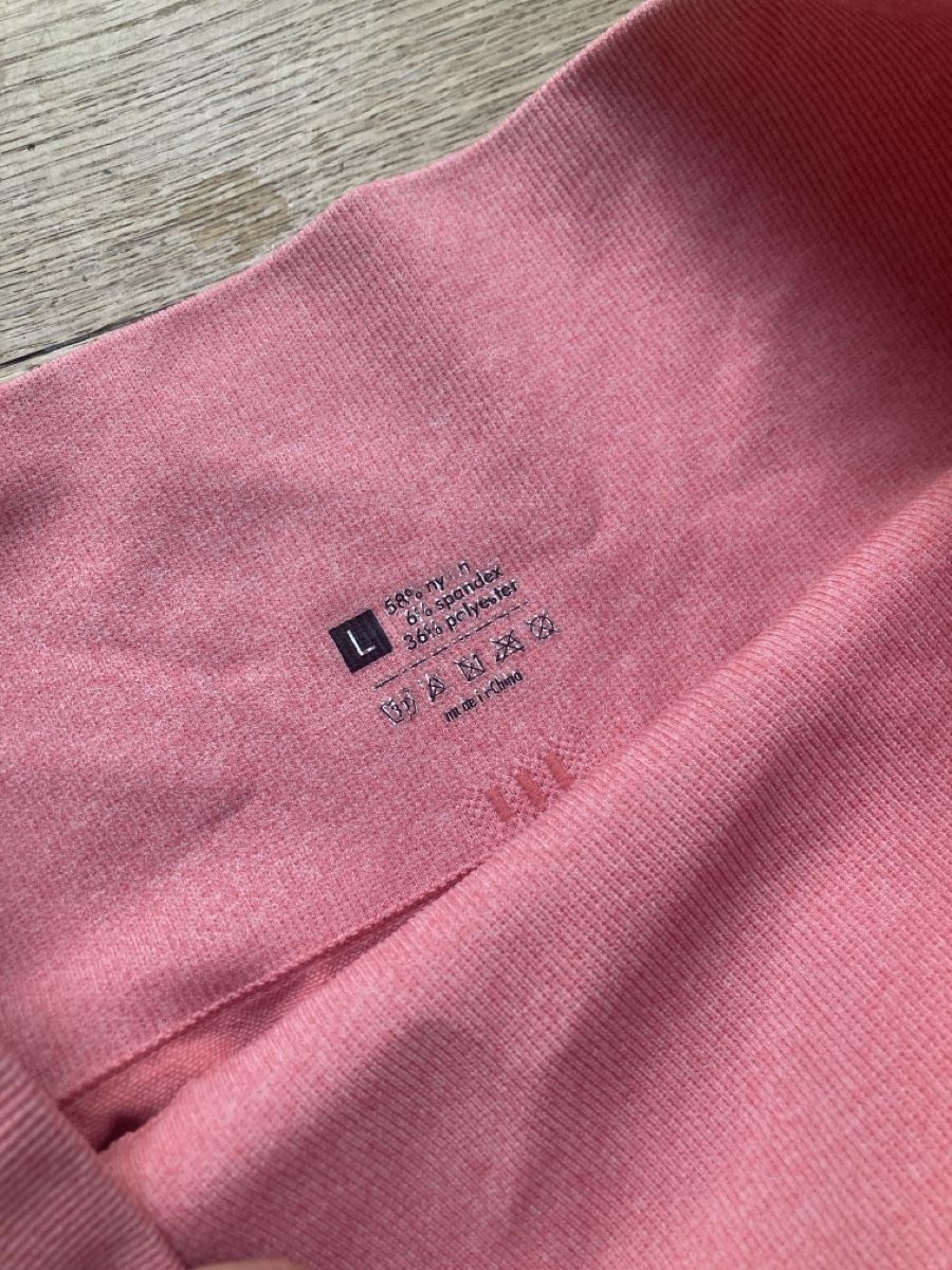 Hosen: Sportshorts L – Gebraucht aus Basel von Nomagusa 1