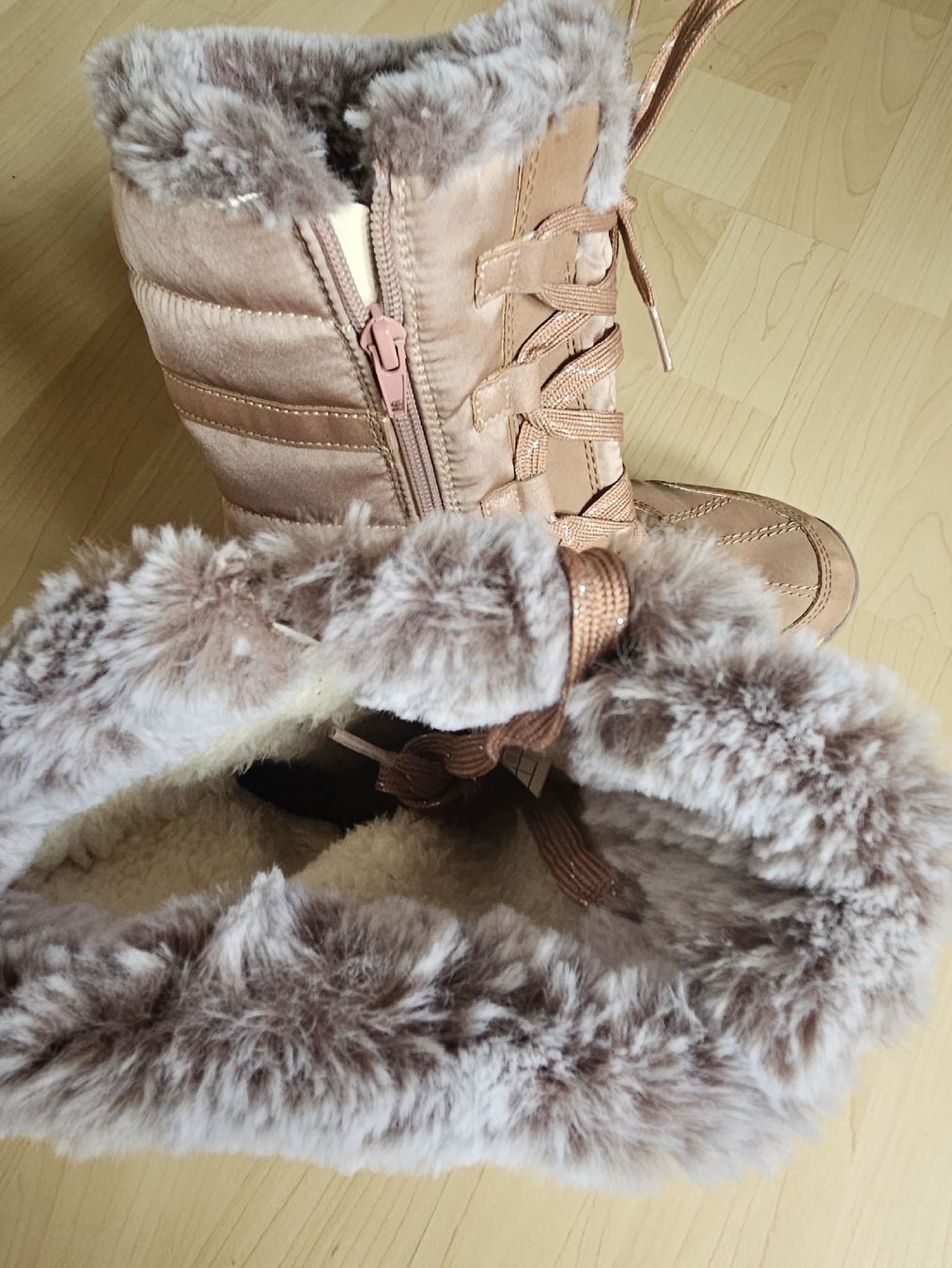 Schuhe für Mädchen: Winterschuhe Gr.36 – Gebraucht aus Oberkulm von Preneur 2