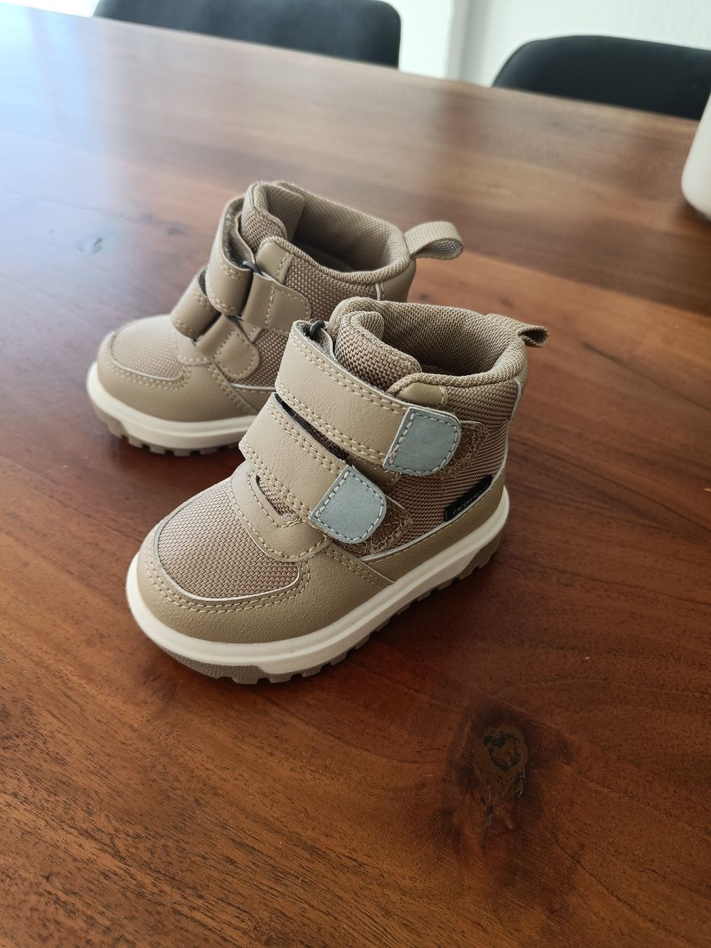 Scarpe da uomo: Schuhe waterproof  – Nuovo (secondo la descrizione) da Laupersdorf venduto da Naelya21