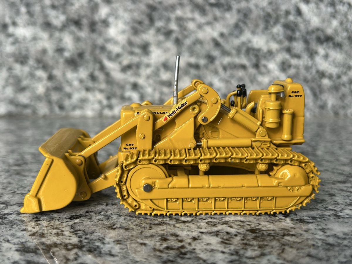 Caterpillar Kit di modellismo & Modellini statici: Caterpillar 977, 1:50 , Norscot – Usato da Horw venduto da Tigercat635 3