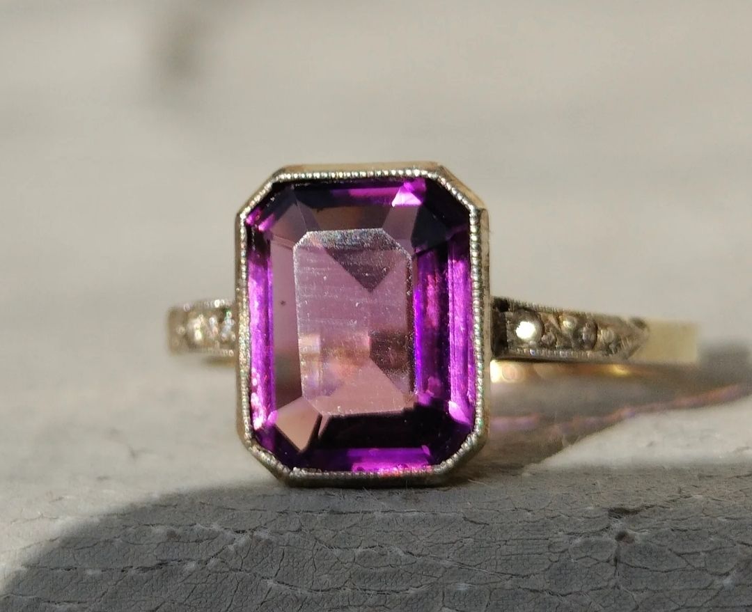 Anelli: Antiker Ring Amethyst Paste Gold 9ct 333 – Usato da schwyz venduto da larry91sz 3