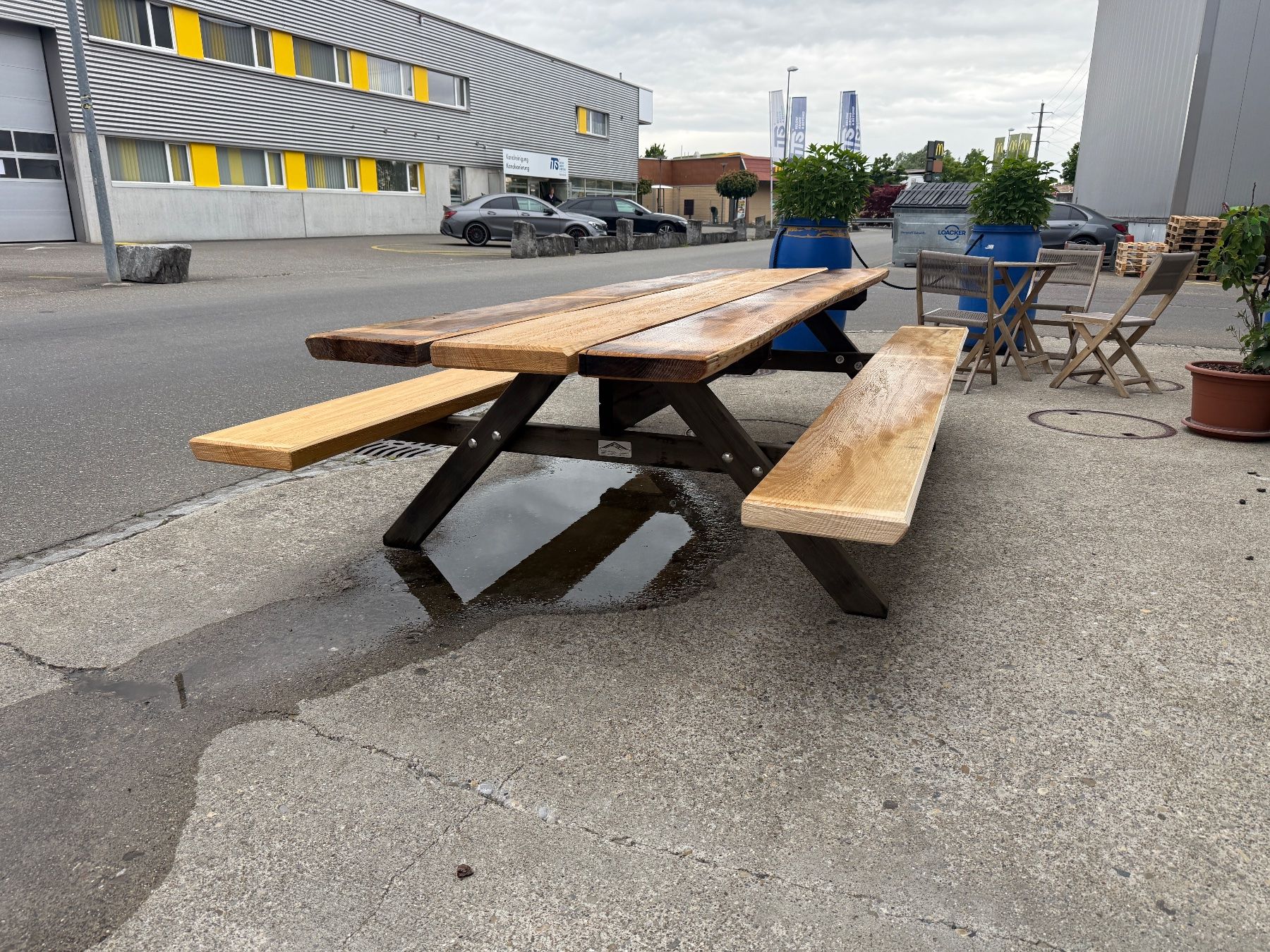 Set di tavolo e panche: Sitzbankgarnitur Tisch Holz rustikal – Usato da Arbon venduto da Vollgas_78 1