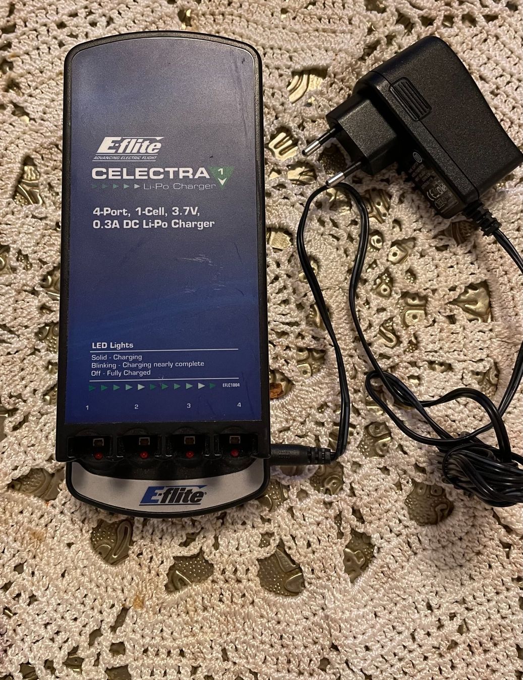 E-Flite Akkus, Ladegeräte & Netzgeräte: E-flite 4-fach Ladegerät – Gebraucht aus Winterthur von Mustangp51