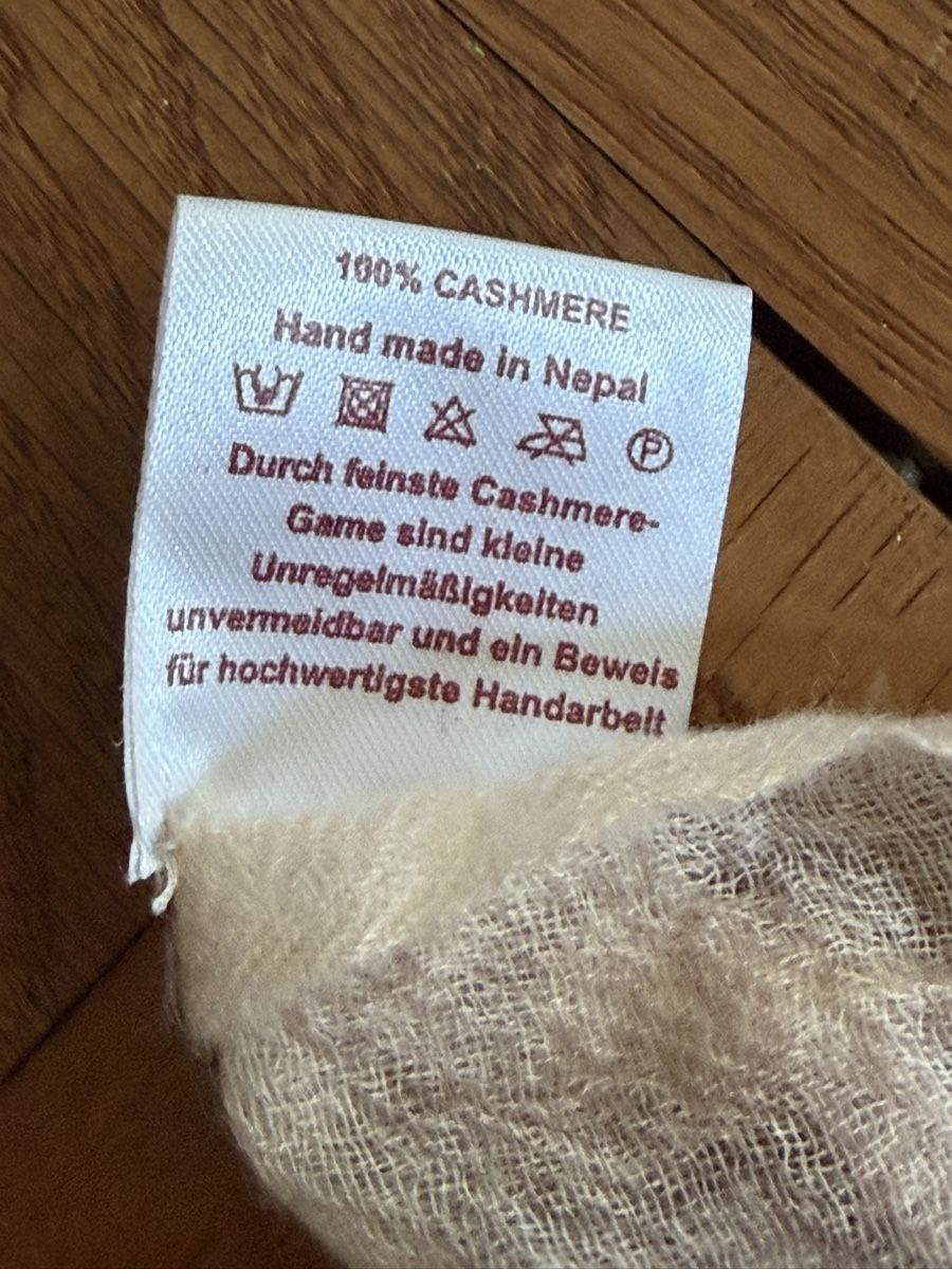 Foulard & Sciarpe: Friendly Hunting Cashmere Schal – Nuovo (secondo la descrizione) da Zürich venduto da chi_9dfb 1